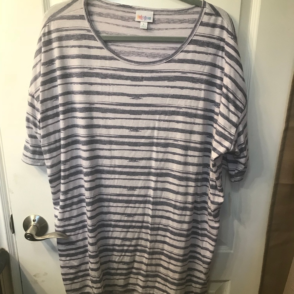 BNWT lularoe L Irma